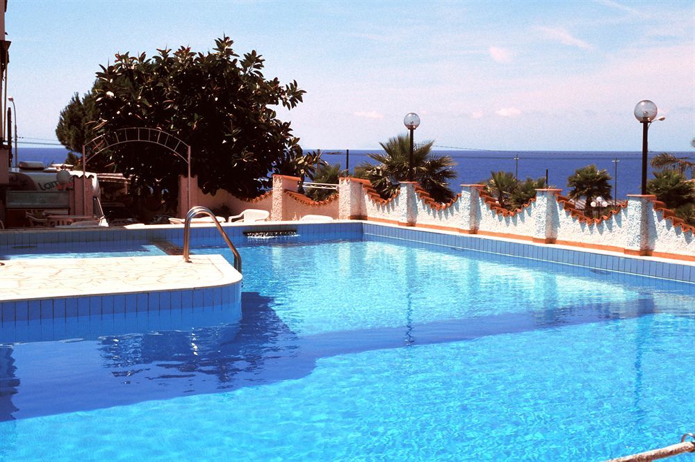 Hotel Ariston Montecarlo San Remo Extérieur photo