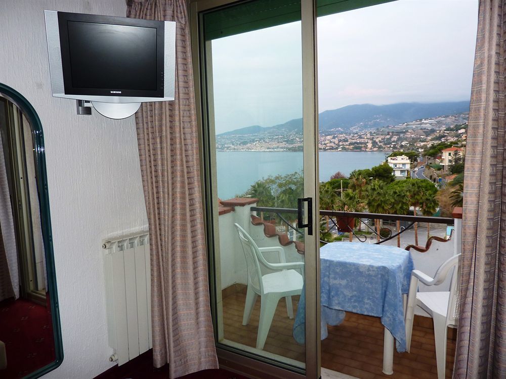 Hotel Ariston Montecarlo San Remo Extérieur photo